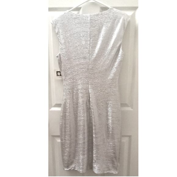 NWT Anne Klein Dress Size 4 - Picture 2 of 8